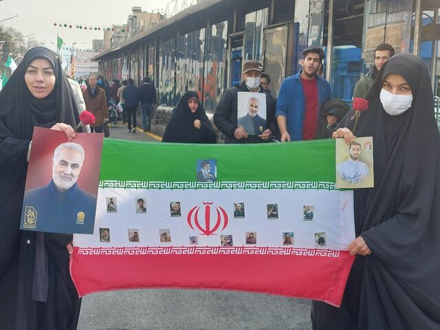 شعارهای مردم خطاب به منافقین در راهپیمایی ۲۲ بهمن ۱۴۰۱