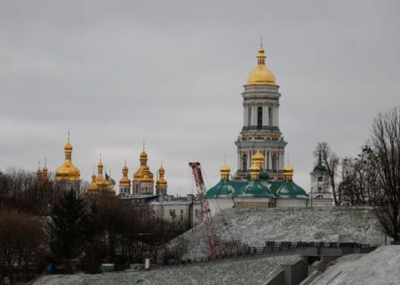 اوکراین از اعضای کلیسای همسو با روسیه خواست کی‌یف را ترک کنند