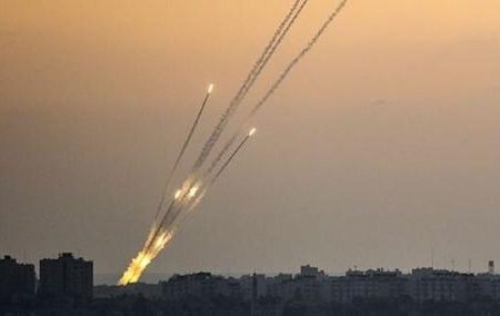 دو شهرک یهودی نشین مورد حمله ۹ موشک از غزه قرار گرفتند
