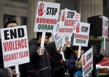 اعتراض مسلمانان کانادا به ایجاد محدودیت های جدید