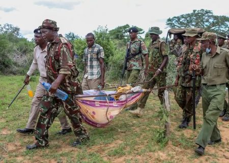 فرمان غریب رهبر فرقه کنیایی به مرگ گروهی اعضا انجامید| کالبدشکافی اجساد آغاز شده است