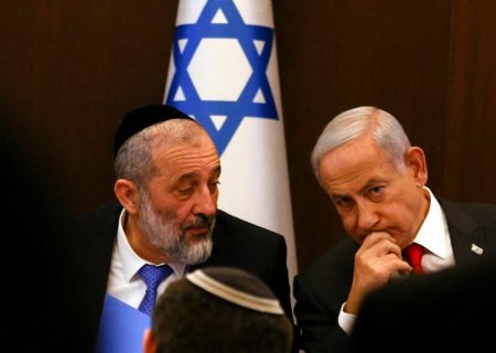 نتانیاهو همچنان به احزاب دینی باج می دهد