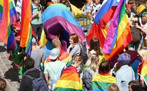 آمریکا می‌خواهد همجنس‌گرایی را به عنوان دین جدید معرفی کند