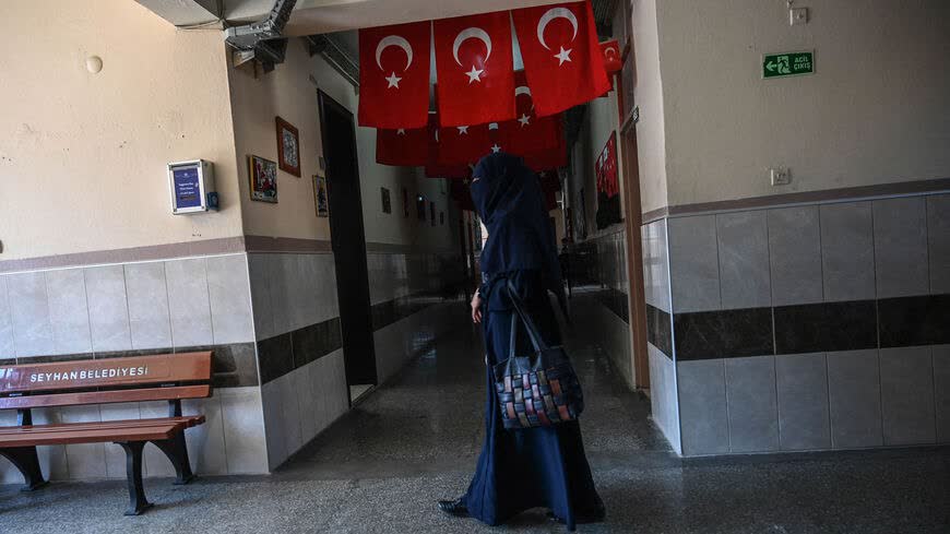 حضور مشاوران معنوی در مدارس ترکیه و اعتراض سکولارها