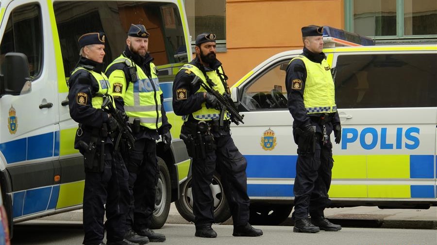 پلیس سوئد با درخواست آتش زدن تورات و انجیل موافقت کرد