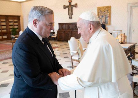 «جنگ اوکراین» و «امید به صلح» در دیدار پاپ با رییس ستاد ارتش آمریکا