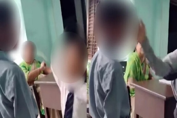 سیلی زدن به دانش‌آموز مسلمان هندی توسط همکلاسی‌ها
