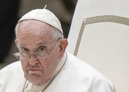 پاپ فرانسیس از کلیسای آلوده به سیاست در آمریکا انتقاد کرد