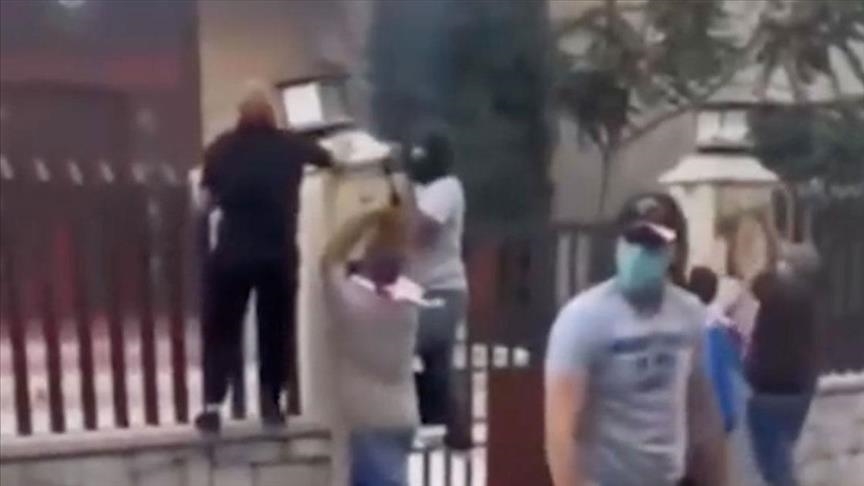 حمله گروهی از ارامنه به سفارت آذربایجان در بیروت