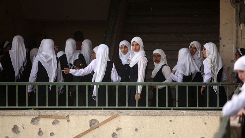 آموزش و پرورش مصر: نقاب ممنوع و پوشاندن موی سر اختیاری است