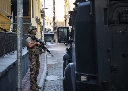 بازداشت ۵ مظنون به همکاری با داعش در استانبول