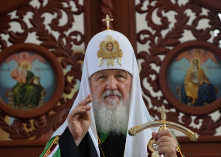 اسقف اعظم روسیه: هتاکی به ادیان را محکوم می‌کنیم