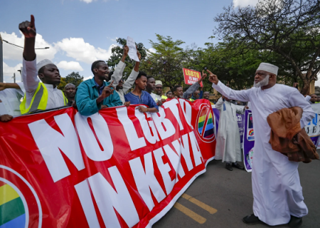 اعتراض مسلمانان کنیا علیه یک حق قانونی برای همجنس‌گرایان