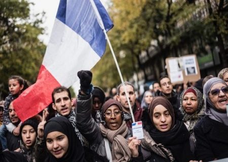 عدم برخورد با نژادپرستی علیه مسلمانان در فرانسه