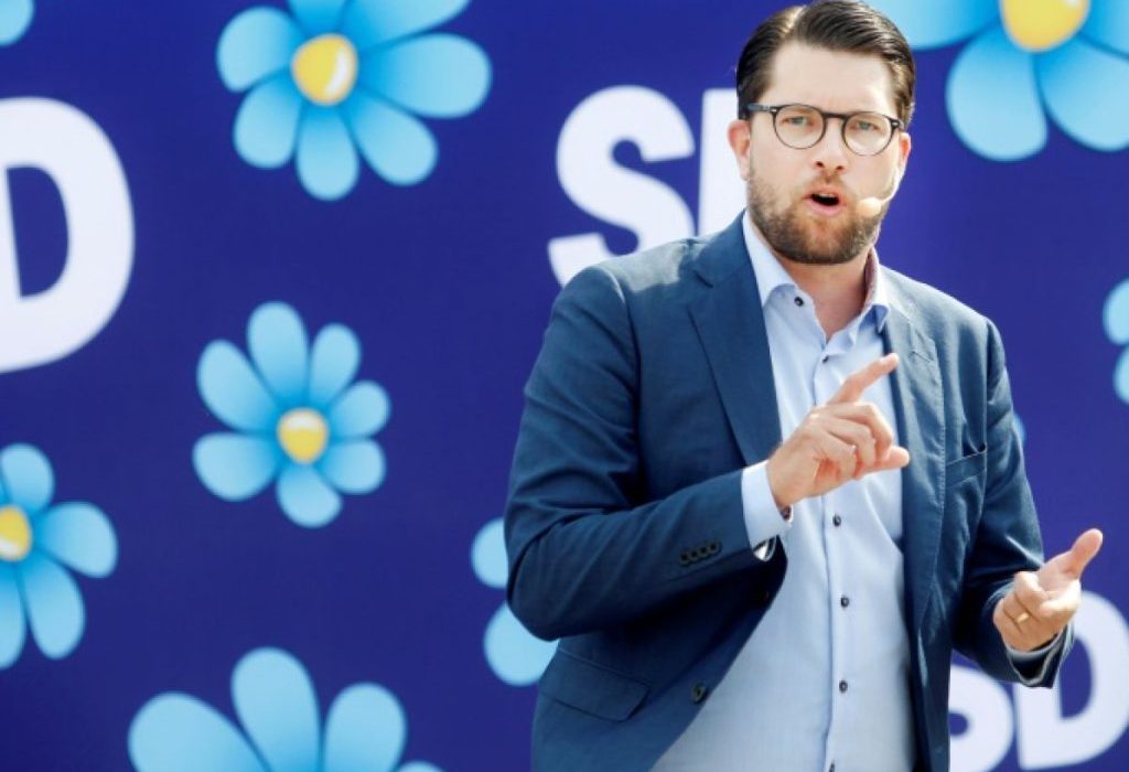 رهبر راست افراطی سوئد پیشنهاد ممنوعیت مساجد جدید و تخریب مساجد موجود را داد