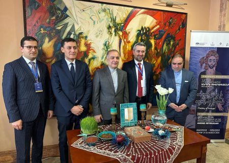 قدردانی دیپلمات ایرانی از حضور فعال جامعه ارمنی در حیات سیاسی-اجتماعی ایران 