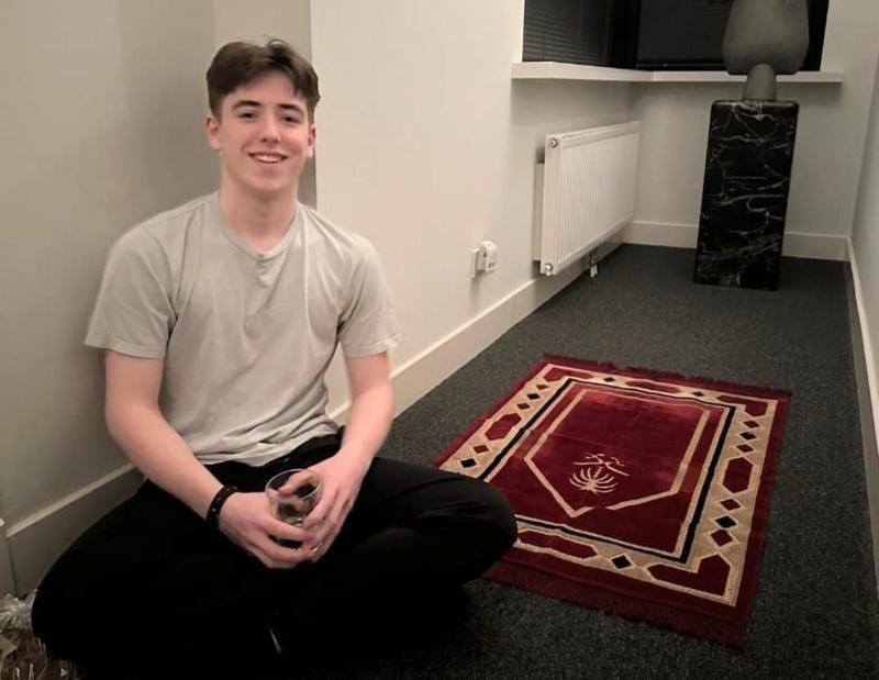 دانش آموز هلندی: مسیحی ام اما رمضان را روزه می گیرم