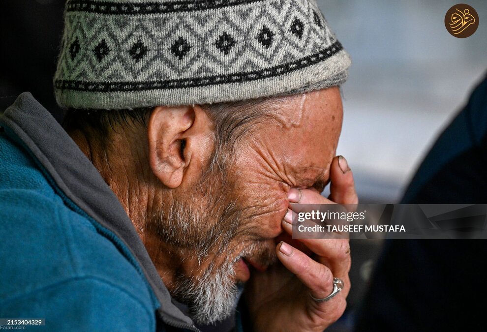 شیعیان در کارگیل هند در سوگ رئیسی اشک ریختند