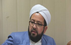 روحانی اهل سنت: تربیت نسل دینی و انقلابی رمز پیروزی انقلاب امام خمینی (ره) بود