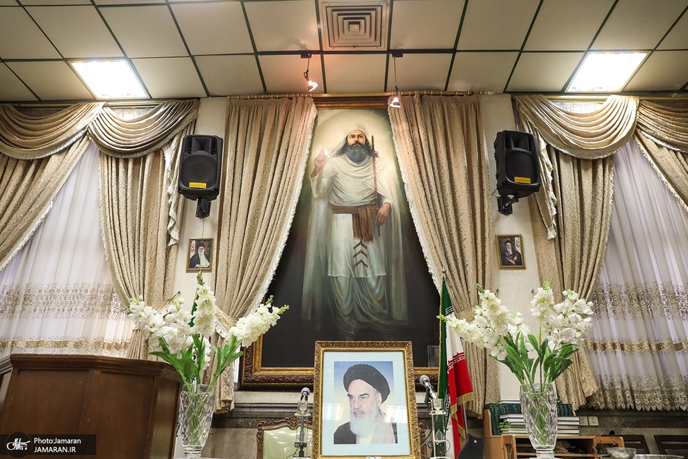  (تصاویر) مراسم بزرگداشت امام خمینی در آدریان زرتشتیان