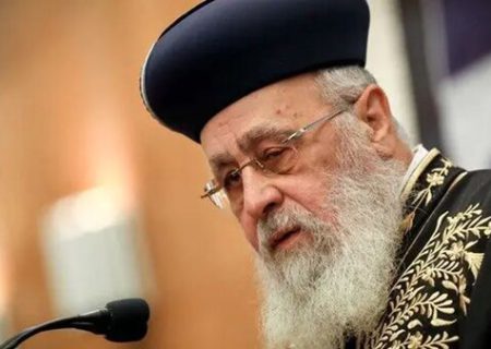 خاخام ارشد یهودی حریدی‌ها را به امتناع از خدمت نظامی فراخواند