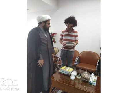 جوان صربستانی در مشهد به دین اسلام مشرف شد 
