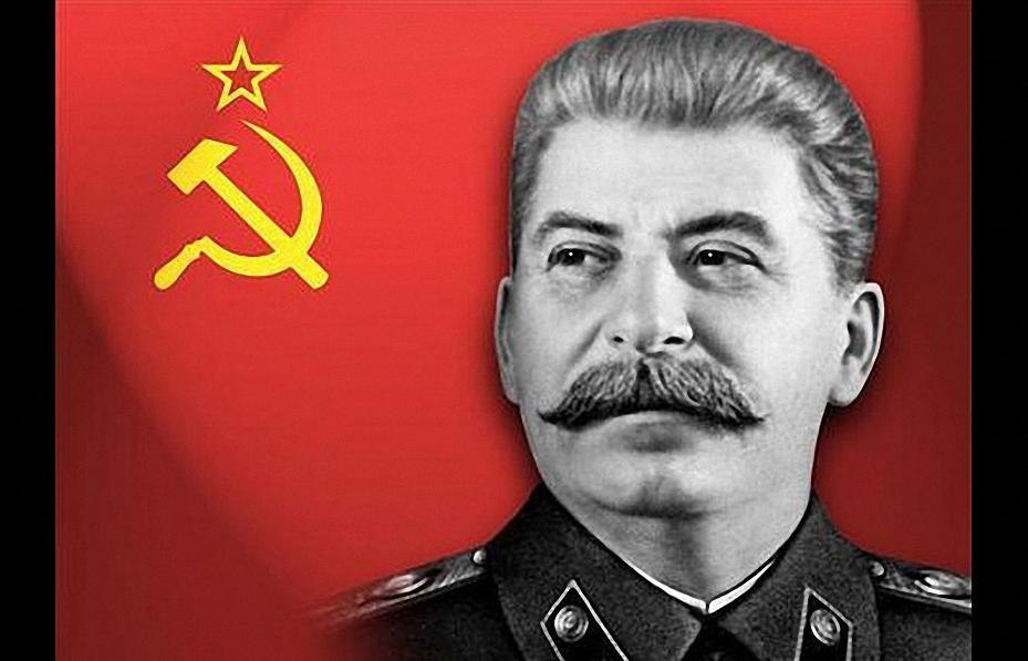 بازسازی چهره استالین در نگاه جهانی پس از تهاجم نازی‌ها به روسیه