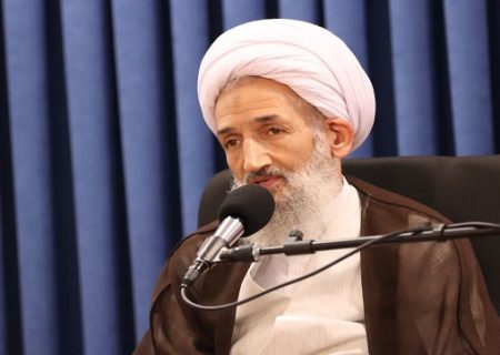 نسل‌های جدید را در راستای اهداف شهدا جهاد تبیین کنیم