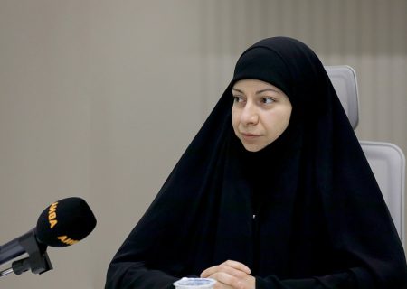 غرب، از اثرگذاری شخصیت حضرت فاطمه(س) بر زنان می‌ترسد/ بانوان مقاومت، مظلوم؛ اما مقاوم و الهام‌بخش‌اند