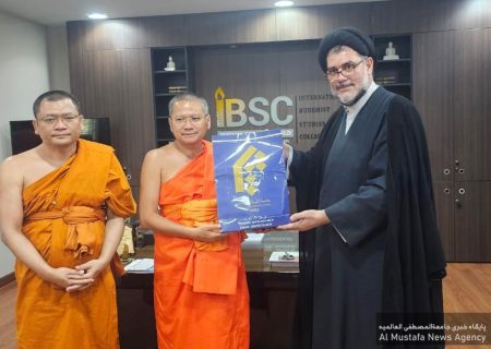 بازدید نماینده المصطفی از دانشگاه MCU تایلند