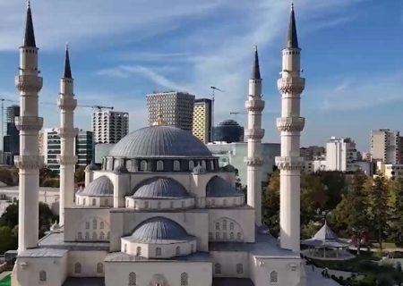 مسجد نمازگاه؛ میعادگاه معنوی مسلمانان در قلب پایتخت آلبانی