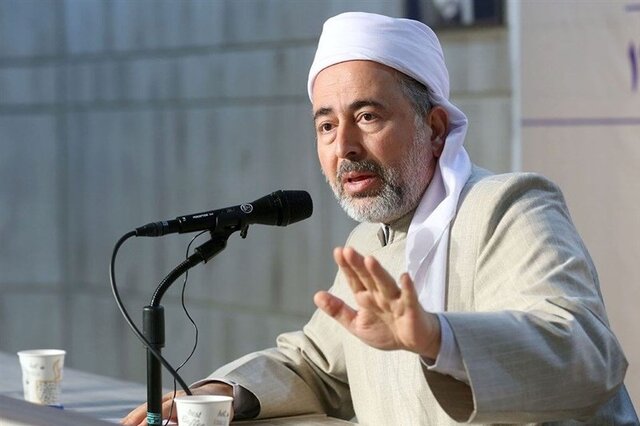 اساس تمام ادیان، فلاسفه و نخبگان جهان بر مبنای گفتوگو است