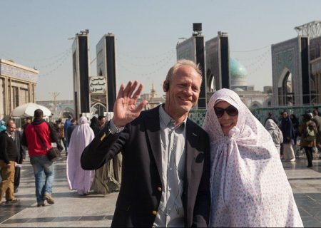 سالانه ۱۰ هزار غیرمسلمان به حرم مطهر رضوی مشرف می‌شوند
