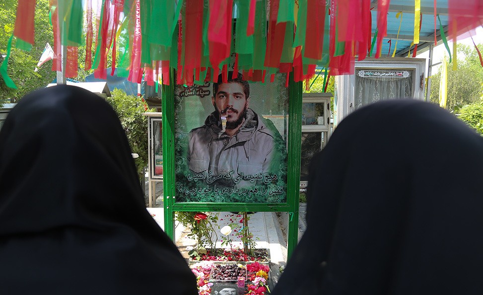 عشقی که از خاک فکه جوشید