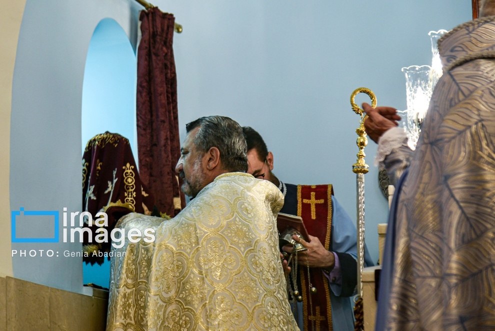 مراسم روز «میناس مقدس»