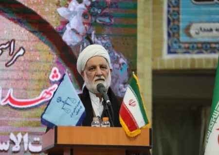 منافقین هرگز ترور شهدای قضات را گردن نمی‌گیرند
