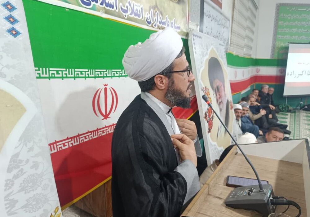 ایران اسلامی نماد وحدت ادیان و اقوام است