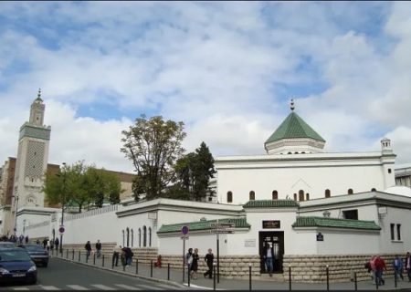 مقامات مسجد پاریس راه‌اندازی کمپین توهین‌آمیز به این مسجد را محکوم کردند