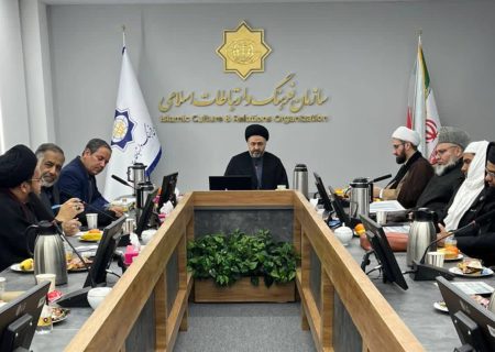 دیدار هیئت عالی‌رتبه قرآنی هند با دبیر قرارگاه دیپلماسی قرآنی
