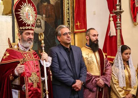 جمهوری اسلامی ایران، جایی است که مسلمانان و مسیحیان با یکدیگر برادرند