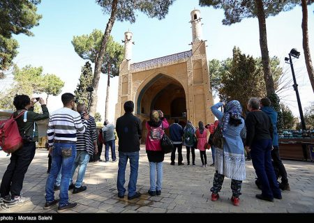 هیچ‌گاه ‌مناقشه‌ای بین ادیان در اصفهان نبوده است