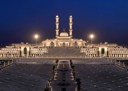 جشن شب نیمه شعبان در مسجد اعظم مصر برگزار می‌شود