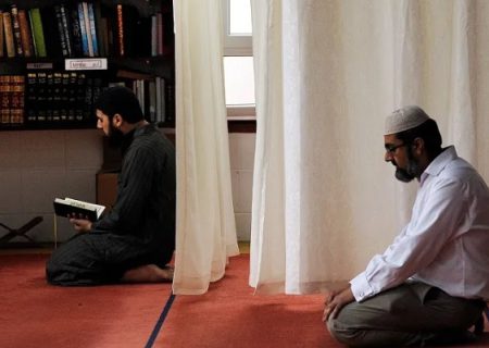 ظهور پدیده‌ای به نام «مساجد زیرزمینی» در کشورهای اسلامی