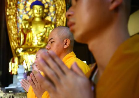 فرجام بودیسم: زهد افراطی یا تجاری‌سازی معنویت؟