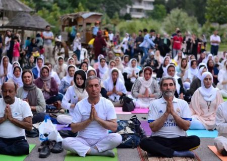 یوگا؛ ژست روشنفکری یا نفوذ فرهنگی؟ 