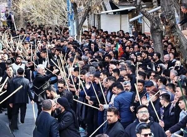 ملیت زدایی از ایران