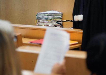 تلاش یک گروه تروریستی در فرانسه برای بمب‌گذاری در مساجد