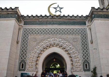 حمله سریالی به مساجد فرانسه همچنان ادامه دارد