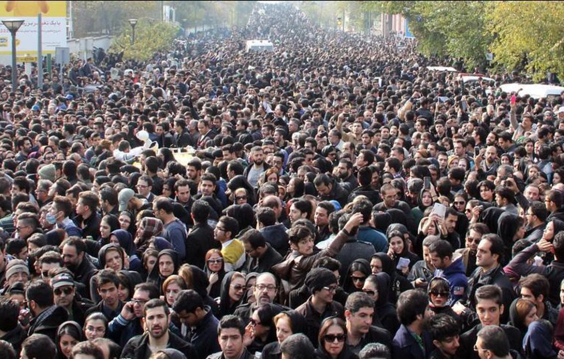 فقر و دینداری؛ یک القای وارونه