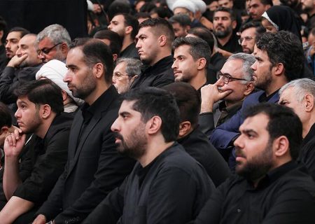 نقش دین در پیوند قلب‌های منزوی